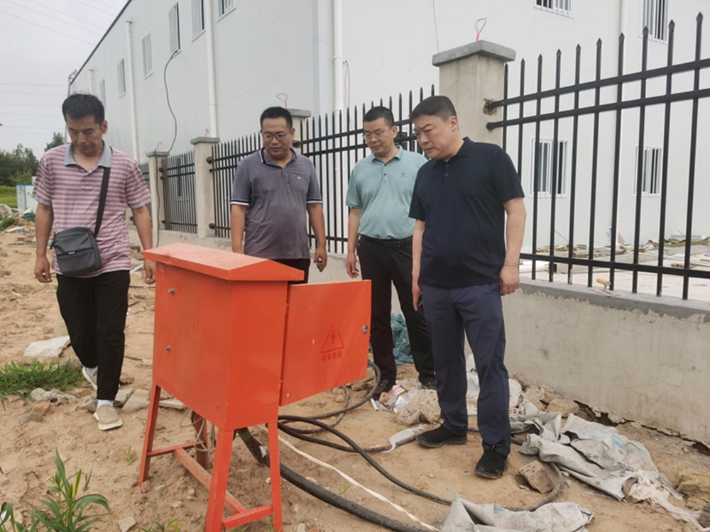郑州中鼎置业有限公司开展在建项目防汛应急工作